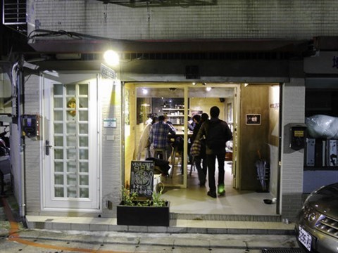 想在广州郊区建一个面积约150亩的蔬菜种植场