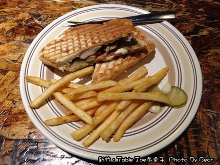 游小熊给乔桌子厨房的食评