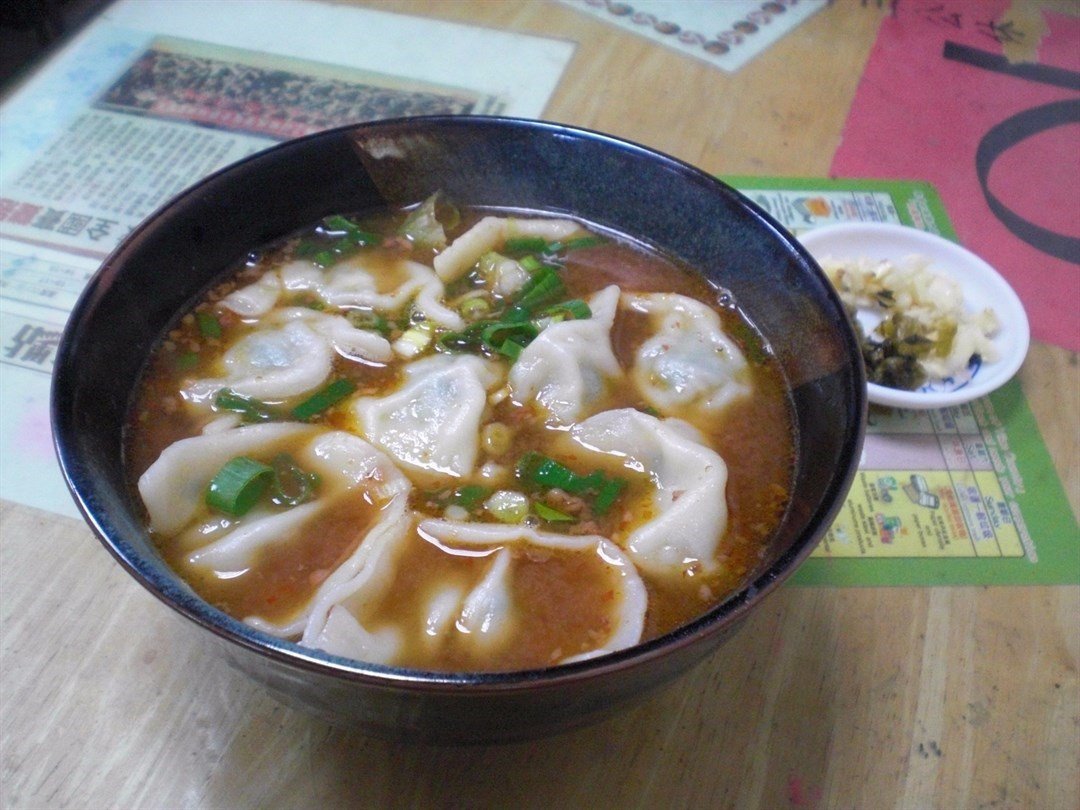 牛肉汤韮菜饺