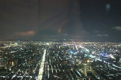 『隨意鳥地方101觀景餐廳』擁有絕美超高樓景視野